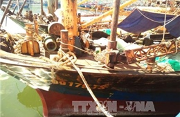 Đừng để xói mòn niềm tin vì những con tàu vỏ thép 'mắc cạn'